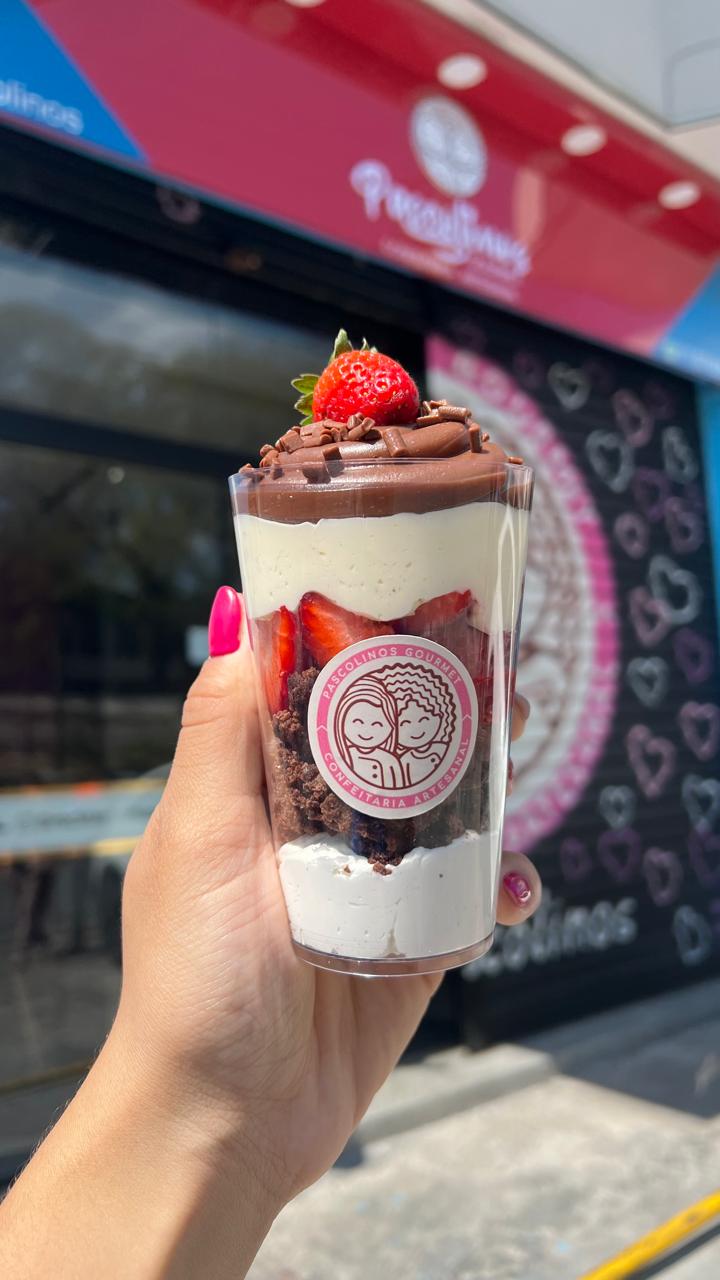 Copos da felicidade da Pascolinos Gourmet em Guarulhos