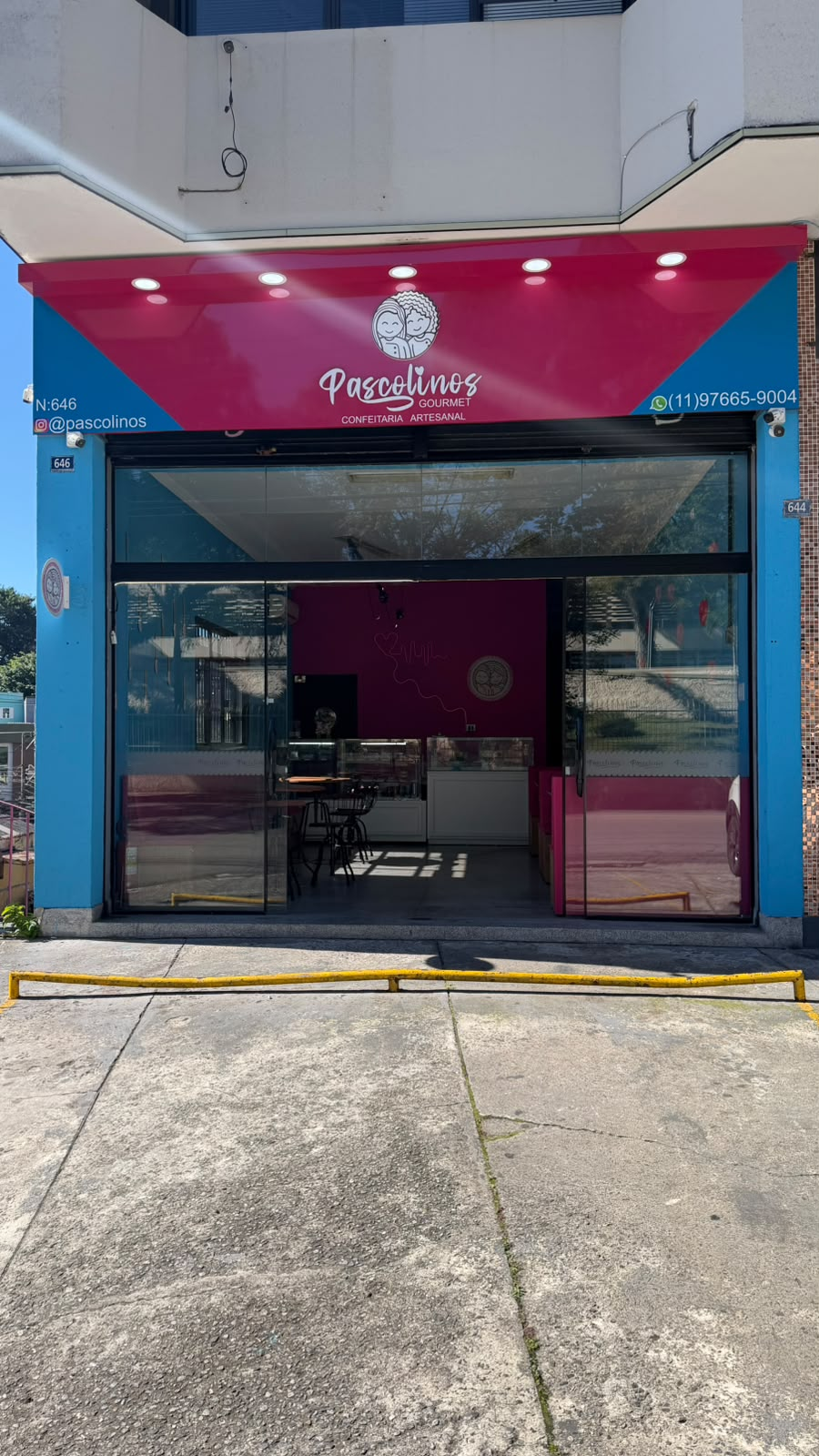Fachada aberta da Pascolinos Gourmet em Guarulhos